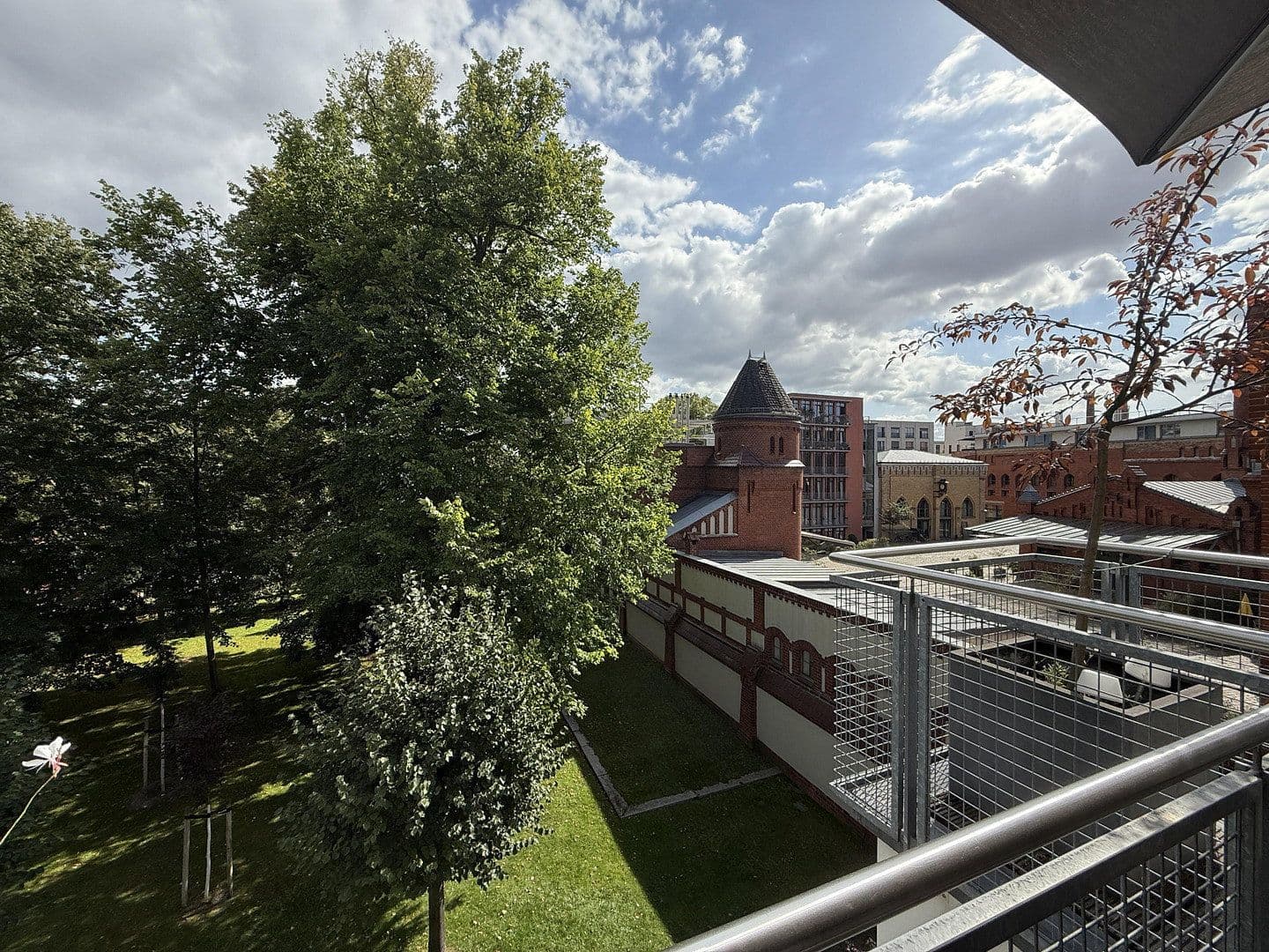 Prodej bytu 5+1 225 m², Berlin, Berlín Prodej bytu 5+1 225 m², Berlin, Berlín