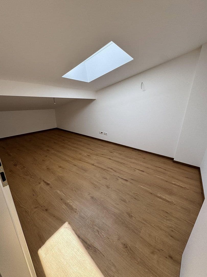 Pronájem bytu 4+1 123 m², Kilianistr. 2a, Mühlhausen/Thüringen, Durynsko Pronájem bytu 4+1 123 m², Kilianistr. 2a, Mühlhausen/Thüringen, Durynsko