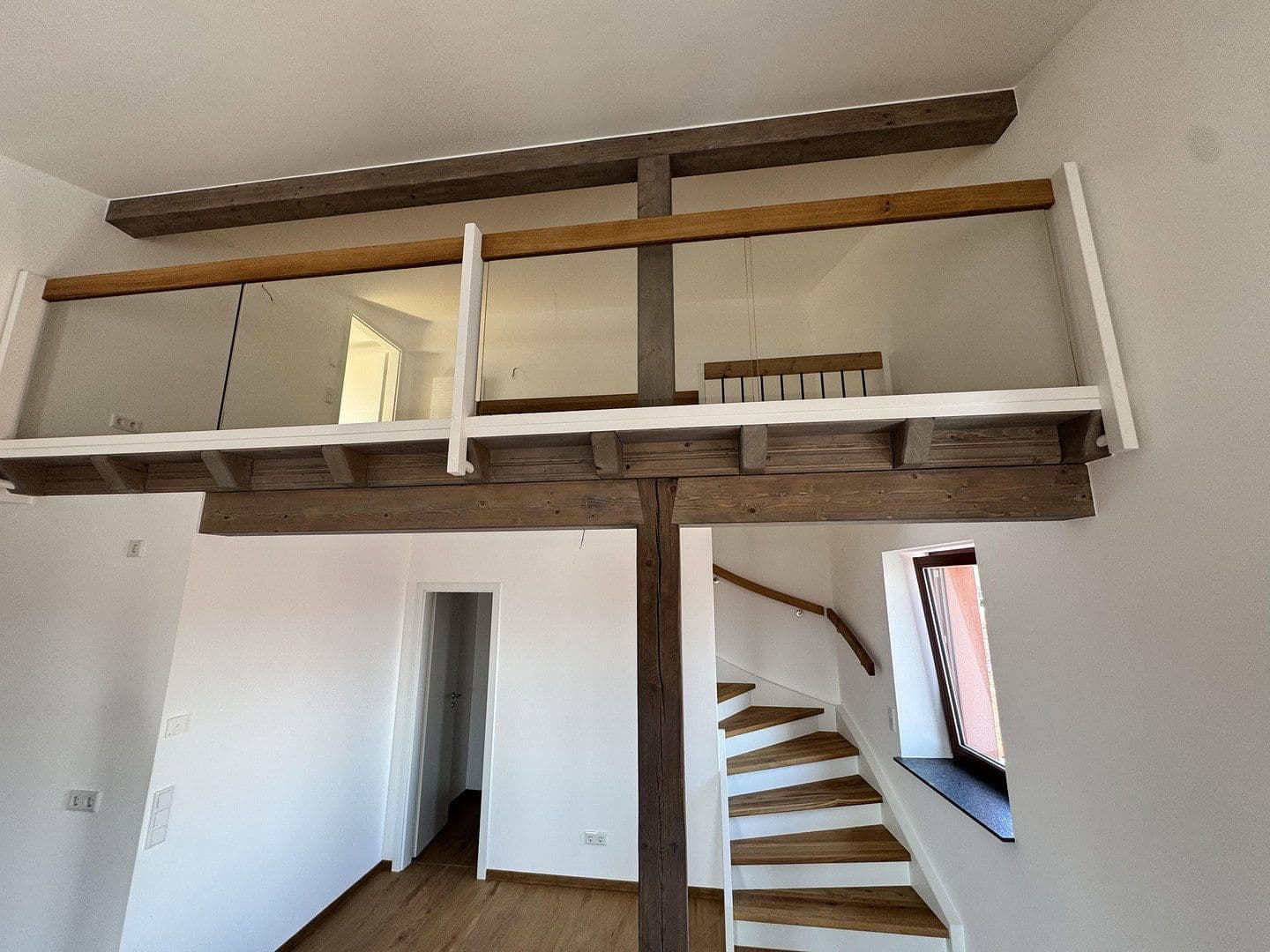 Pronájem bytu 4+1 123 m², Kilianistr. 2a, Mühlhausen/Thüringen, Durynsko Pronájem bytu 4+1 123 m², Kilianistr. 2a, Mühlhausen/Thüringen, Durynsko