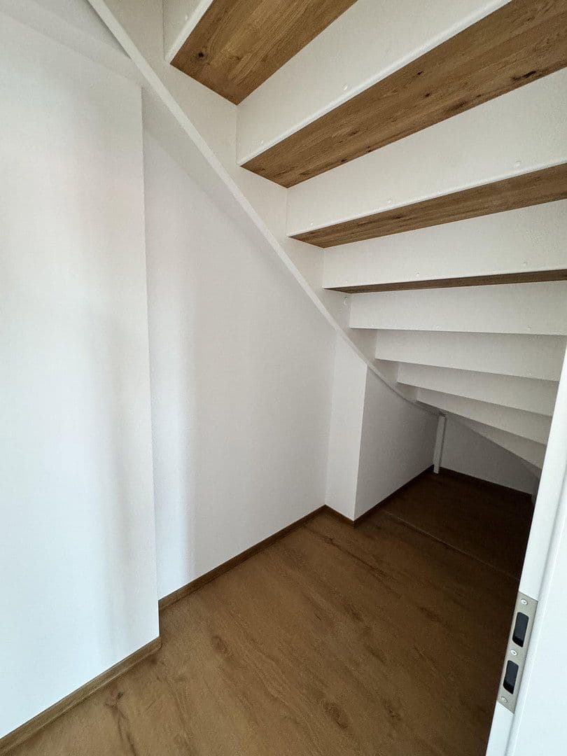 Pronájem bytu 4+1 123 m², Kilianistr. 2a, Mühlhausen/Thüringen, Durynsko Pronájem bytu 4+1 123 m², Kilianistr. 2a, Mühlhausen/Thüringen, Durynsko