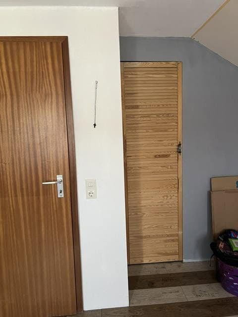 Prodej domu 154 m², pozemek 342 m², Kirchheim am Neckar, Bádensko-Württembersko Prodej domu 154 m², pozemek 342 m², Kirchheim am Neckar, Bádensko-Württembersko