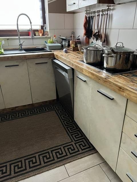 Prodej domu 154 m², pozemek 342 m², Kirchheim am Neckar, Bádensko-Württembersko Prodej domu 154 m², pozemek 342 m², Kirchheim am Neckar, Bádensko-Württembersko