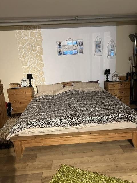 Prodej domu 154 m², pozemek 342 m², Kirchheim am Neckar, Bádensko-Württembersko Prodej domu 154 m², pozemek 342 m², Kirchheim am Neckar, Bádensko-Württembersko