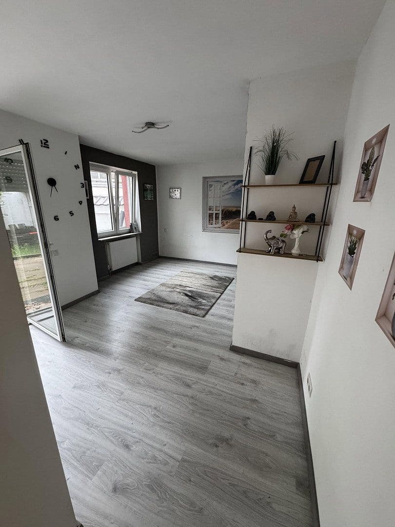 Prodej domu 170 m², pozemek 150 m², Ludwigshafen, Porýní-Falc Prodej domu 170 m², pozemek 150 m², Ludwigshafen, Porýní-Falc