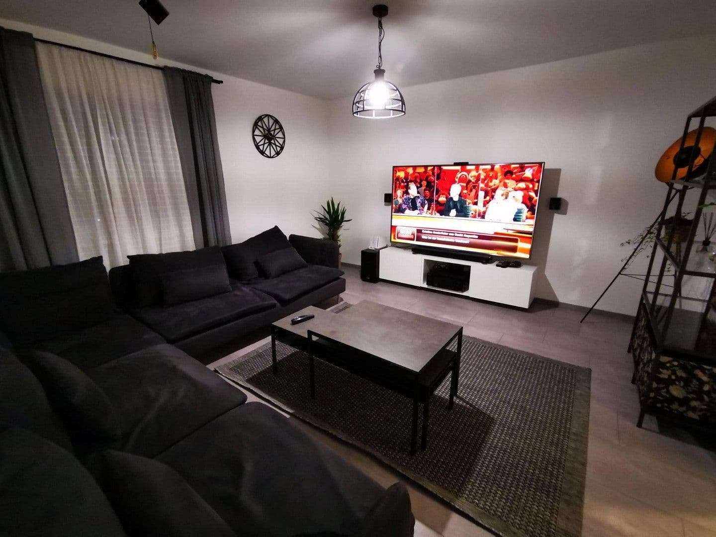 Prodej domu 170 m², pozemek 150 m², Ludwigshafen, Porýní-Falc Prodej domu 170 m², pozemek 150 m², Ludwigshafen, Porýní-Falc