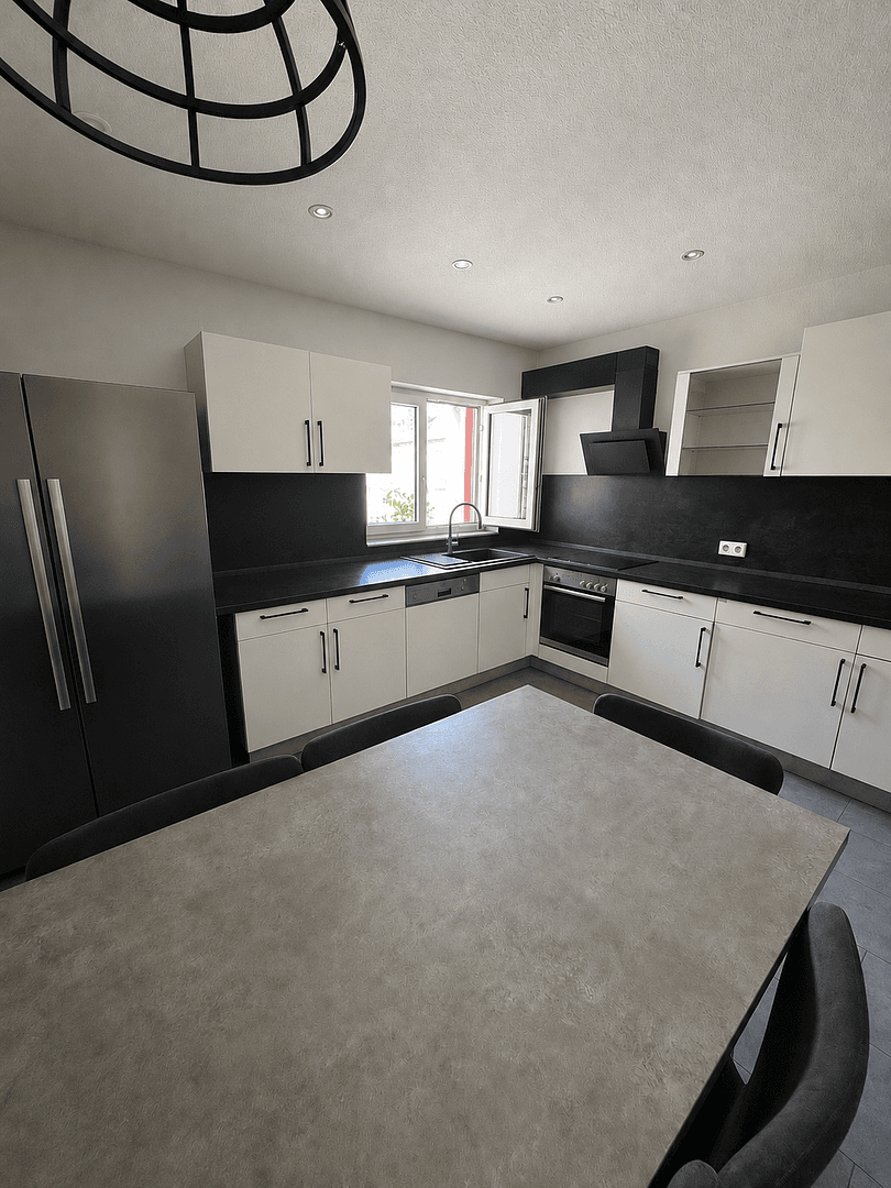 Prodej domu 170 m², pozemek 150 m², Ludwigshafen, Porýní-Falc Prodej domu 170 m², pozemek 150 m², Ludwigshafen, Porýní-Falc