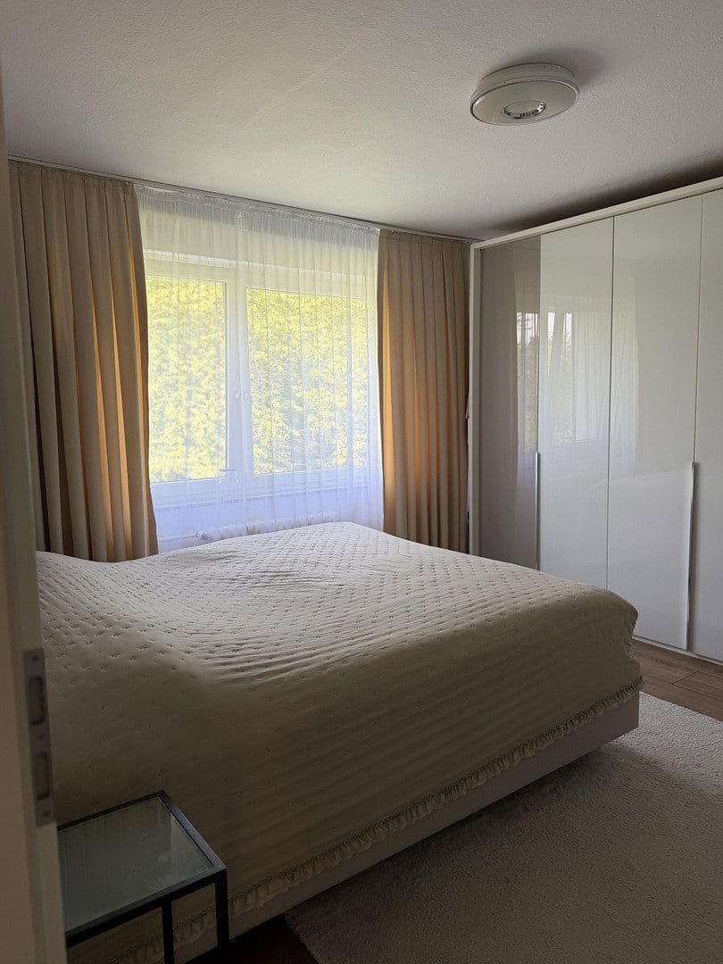 Prodej bytu 3+1 70 m², Heiligenhaus, Severní Porýní-Vestfálsko Prodej bytu 3+1 70 m², Heiligenhaus, Severní Porýní-Vestfálsko