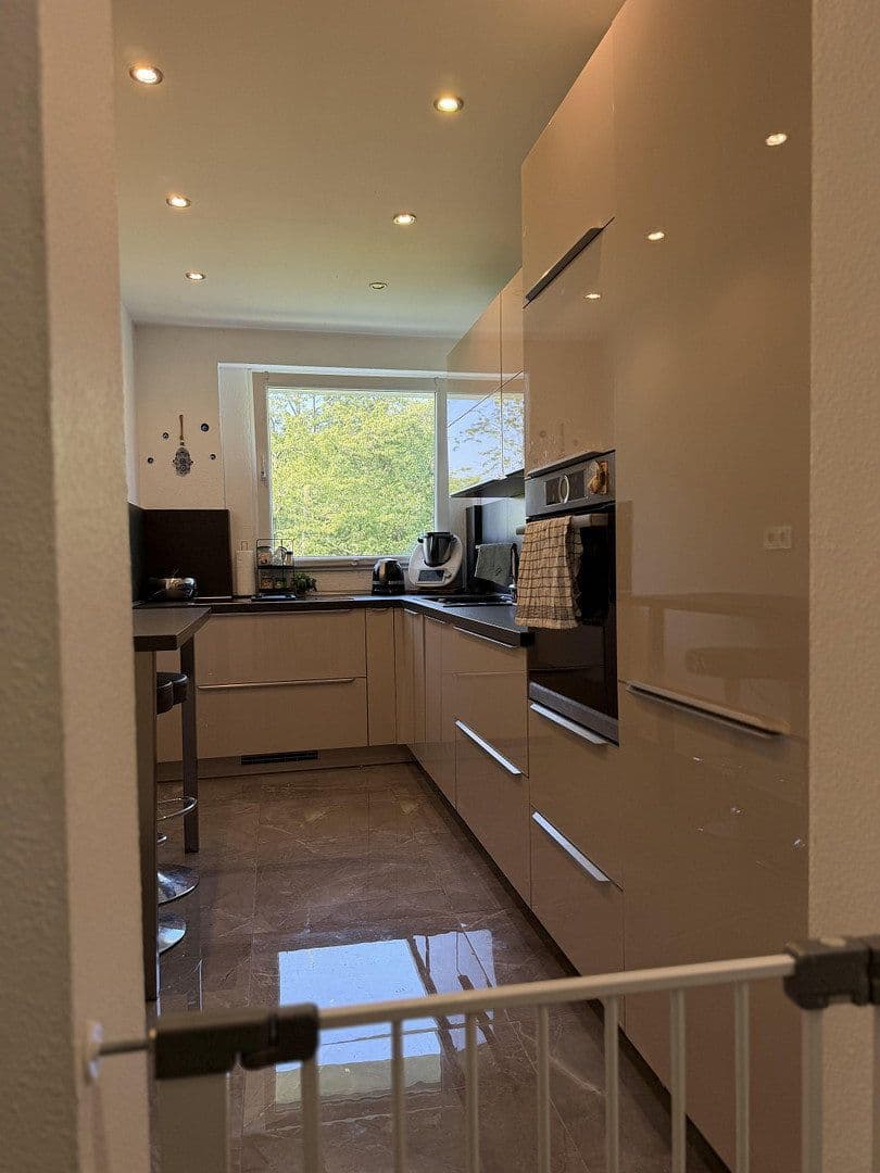 Prodej bytu 3+1 70 m², Heiligenhaus, Severní Porýní-Vestfálsko Prodej bytu 3+1 70 m², Heiligenhaus, Severní Porýní-Vestfálsko
