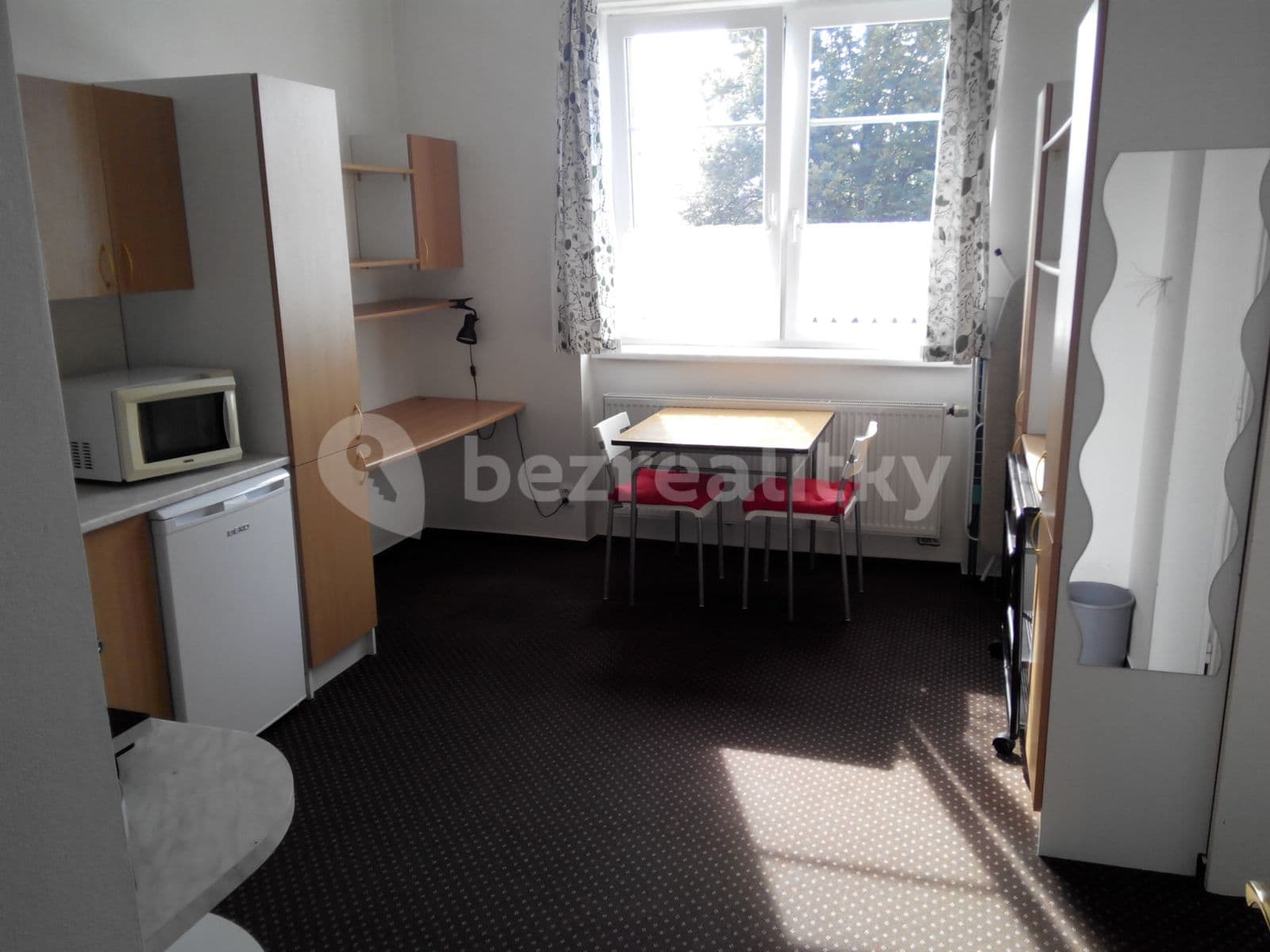Pronájem bytu 1+1 48 m², Nad Krocínkou, Praha, Praha Pronájem bytu 1+1 48 m², Nad Krocínkou, Praha, Praha