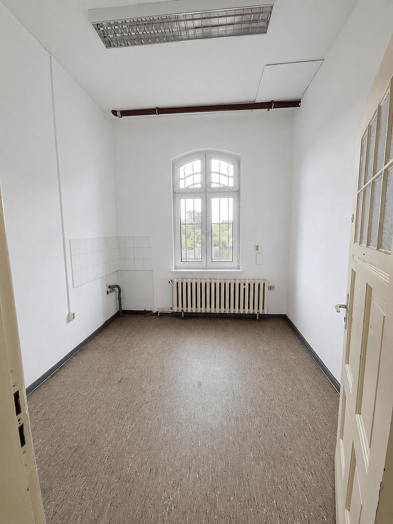 Pronájem kanceláře 138 m², Berliner Straße 30, Fehrbellin, Braniborsko Pronájem kanceláře 138 m², Berliner Straße 30, Fehrbellin, Braniborsko