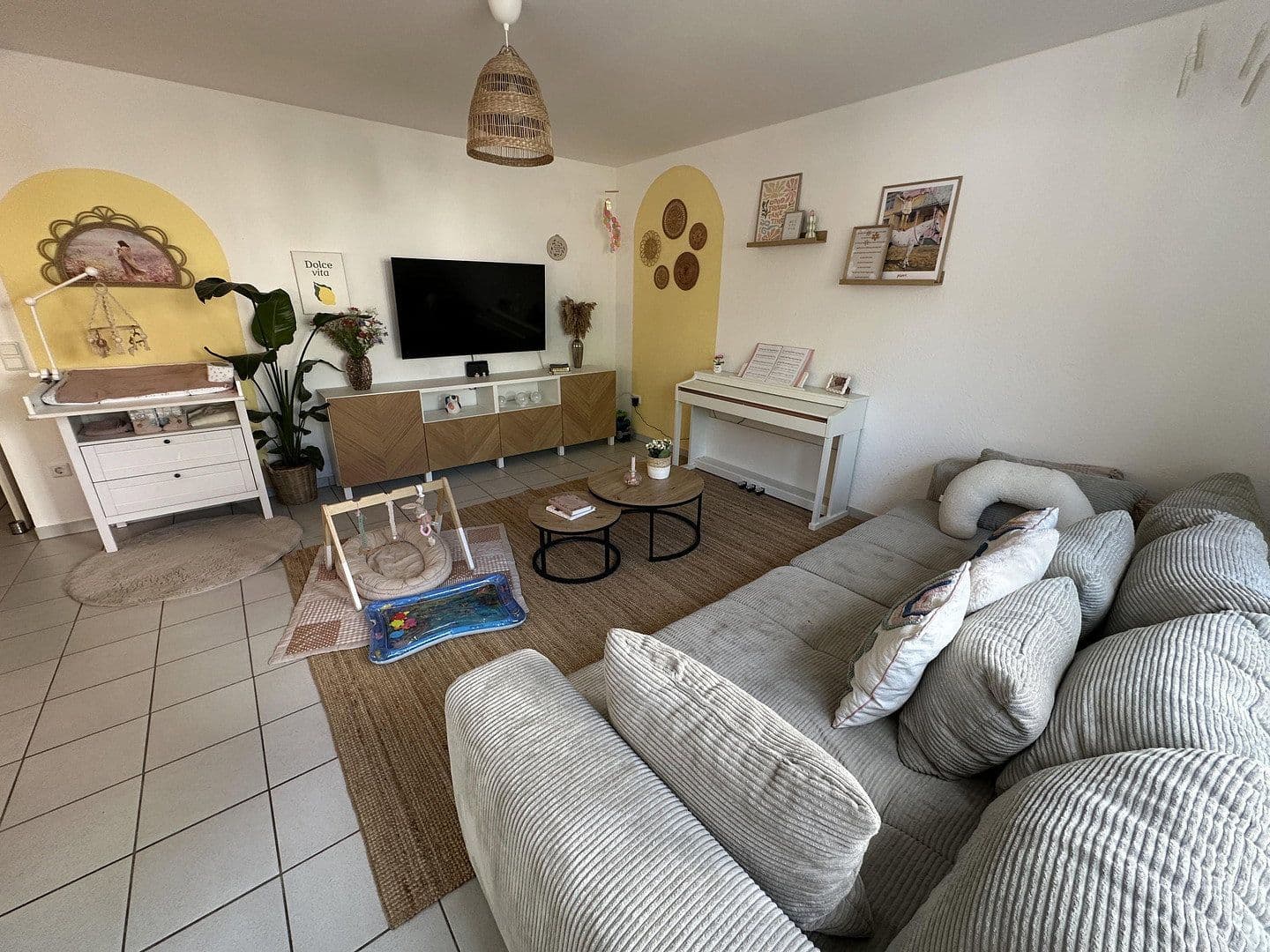 Pronájem bytu 4+1 103 m², Rheinbach, Severní Porýní-Vestfálsko Pronájem bytu 4+1 103 m², Rheinbach, Severní Porýní-Vestfálsko