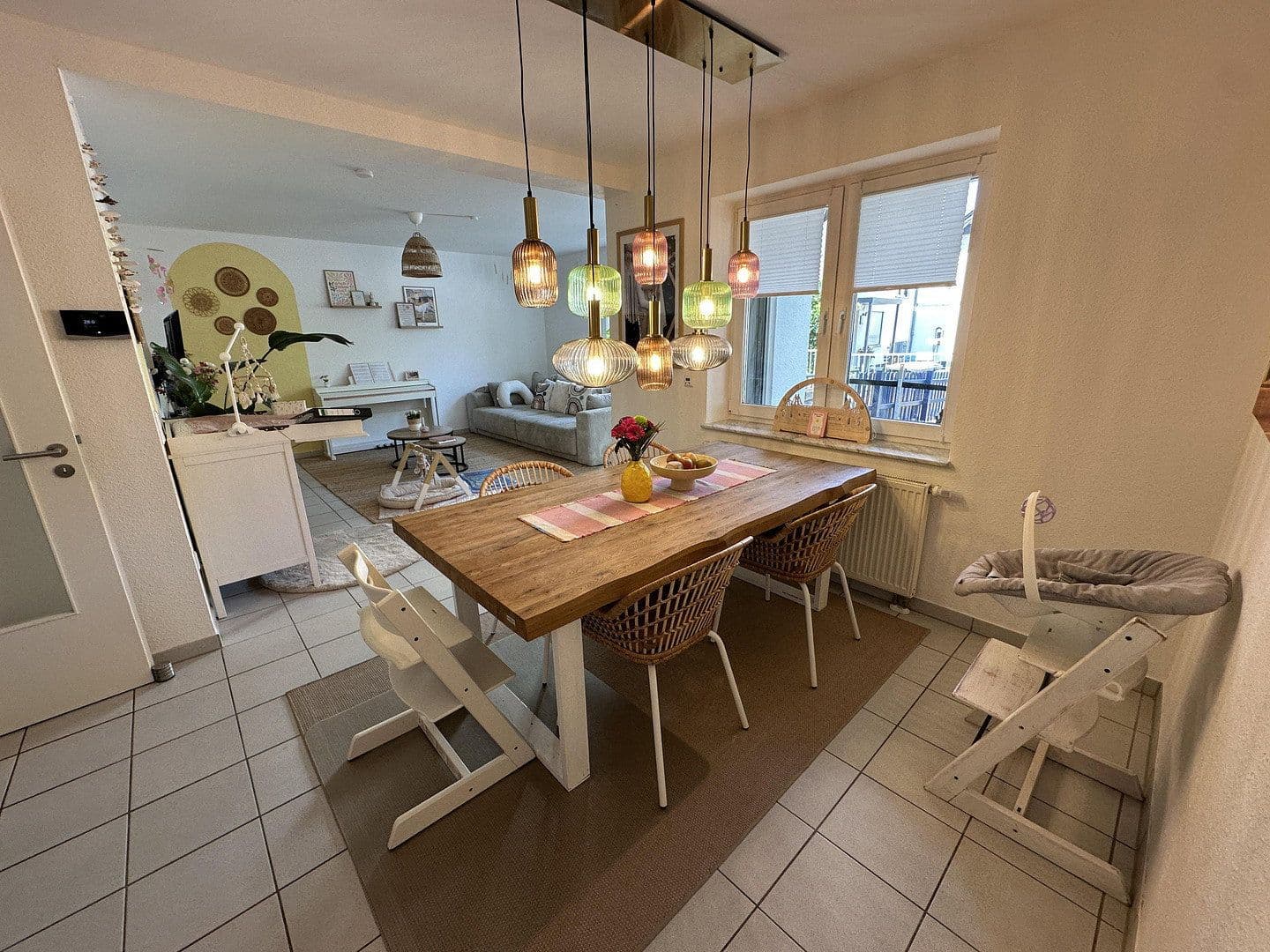 Pronájem bytu 4+1 103 m², Rheinbach, Severní Porýní-Vestfálsko Pronájem bytu 4+1 103 m², Rheinbach, Severní Porýní-Vestfálsko