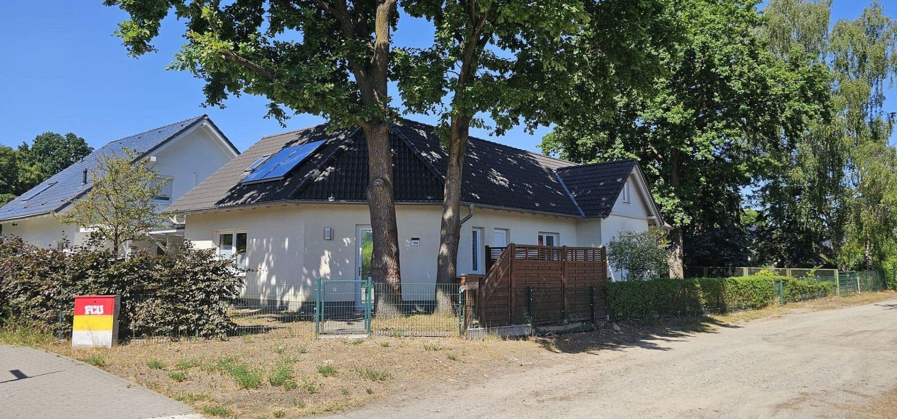 Prodej domu 130 m², pozemek 525 m², Puschkinstraße 19a, Königs Wusterhausen, Braniborsko Prodej domu 130 m², pozemek 525 m², Puschkinstraße 19a, Königs Wusterhausen, Braniborsko