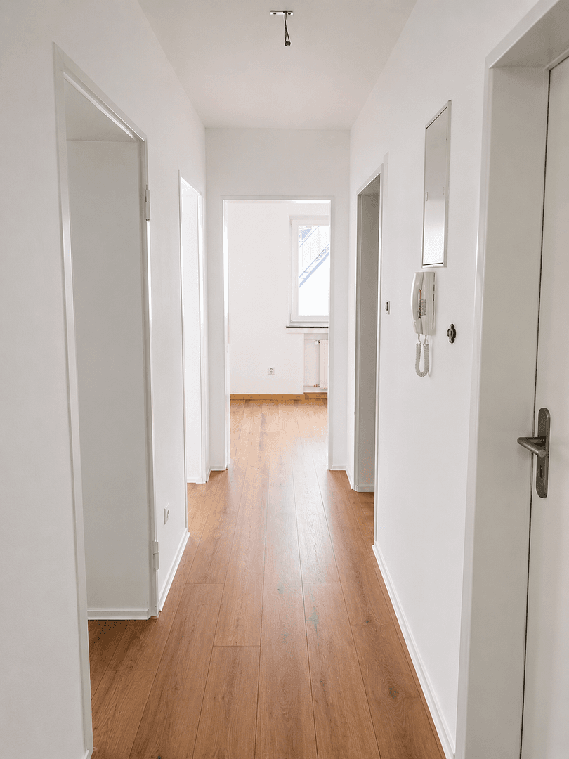 Pronájem bytu 3+1 62 m², Bonn, Severní Porýní-Vestfálsko Pronájem bytu 3+1 62 m², Bonn, Severní Porýní-Vestfálsko