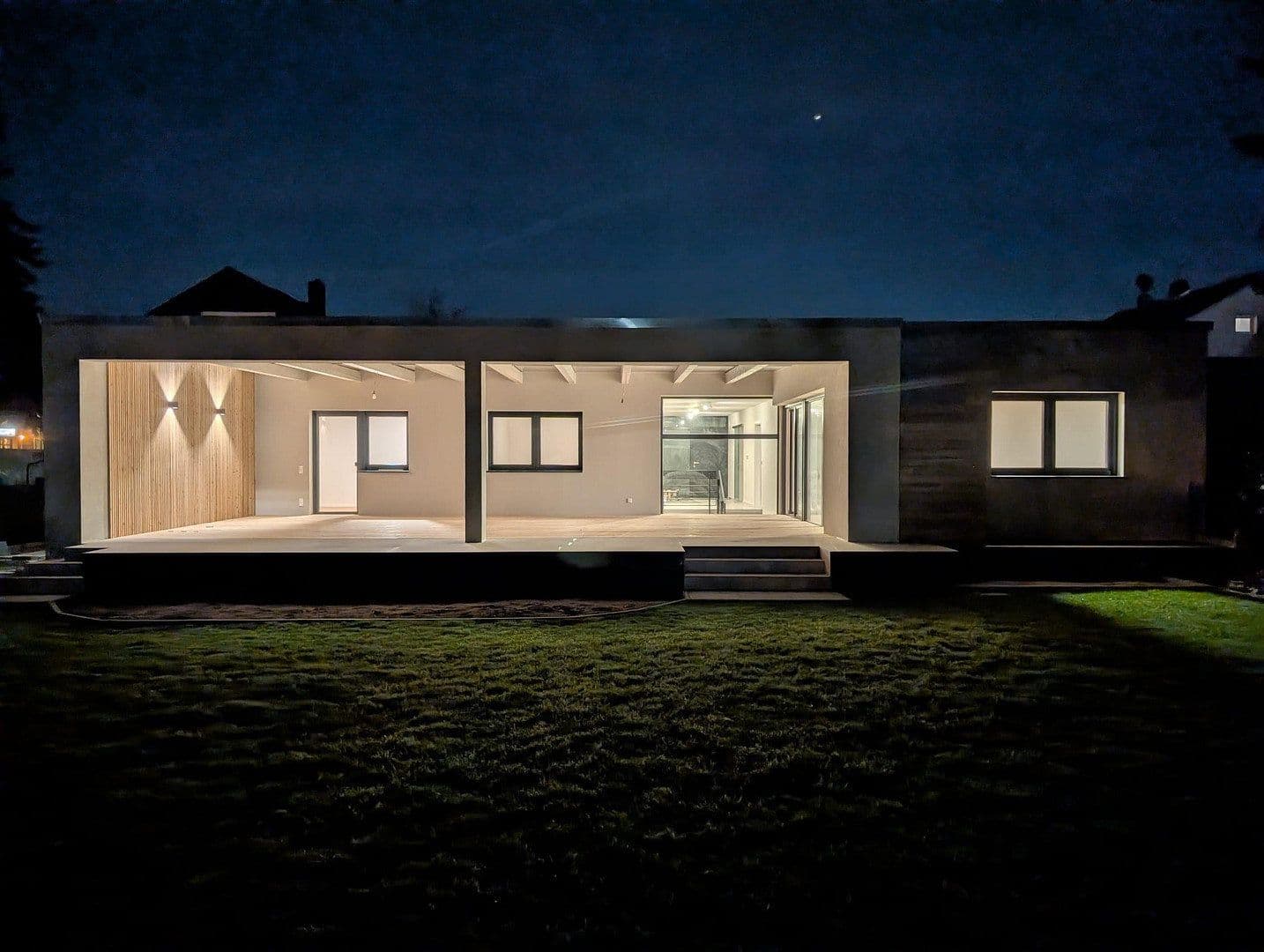Pronájem domu 167 m², pozemek 663 m², Darmstadt, Hessen Pronájem domu 167 m², pozemek 663 m², Darmstadt, Hessen