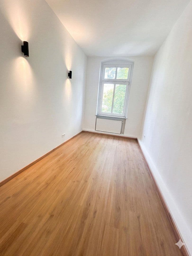Pronájem bytu 4+1 105 m², Hans-Heinen-Straße 45, Dessau-Roßlau, Sasko-Anhaltsko Pronájem bytu 4+1 105 m², Hans-Heinen-Straße 45, Dessau-Roßlau, Sasko-Anhaltsko