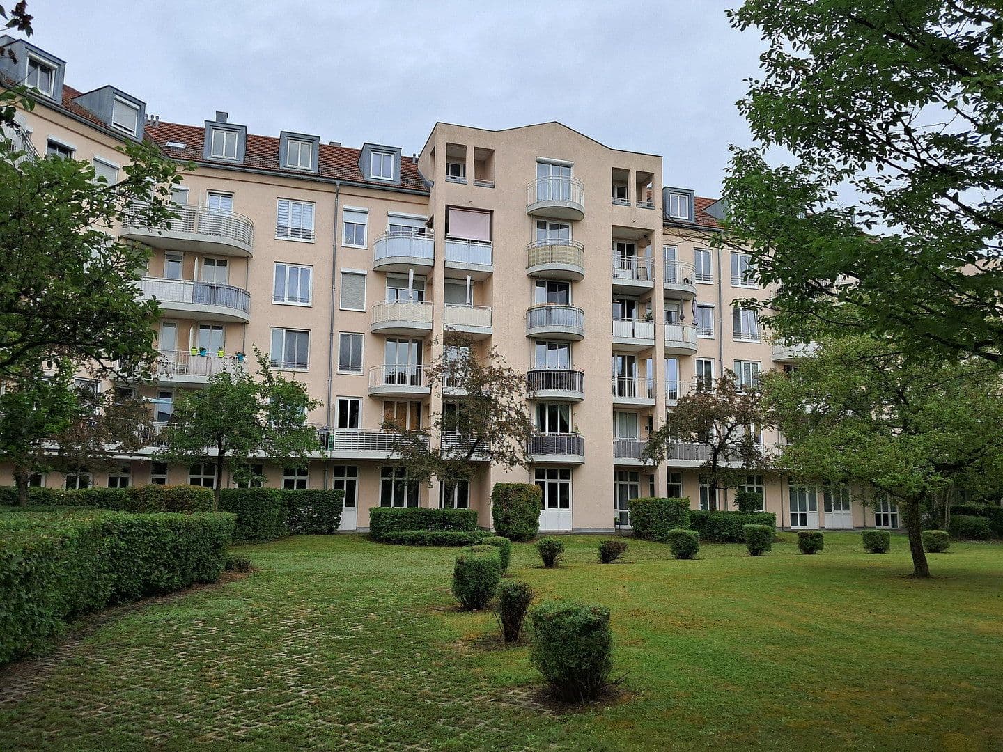 Prodej bytu 3+1 72 m², Unterschleißheim, Bavorsko Prodej bytu 3+1 72 m², Unterschleißheim, Bavorsko
