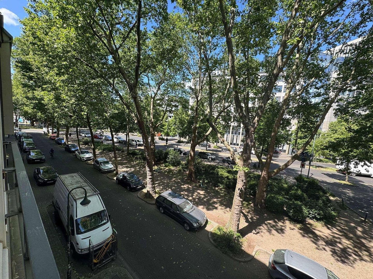 Prodej bytu 2+1 67 m², Düsseldorf, Severní Porýní-Vestfálsko Prodej bytu 2+1 67 m², Düsseldorf, Severní Porýní-Vestfálsko