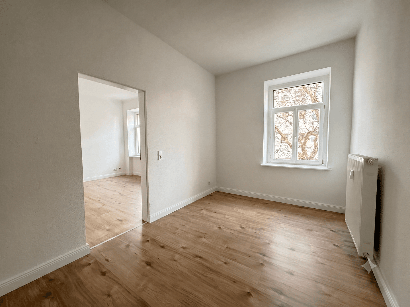 Pronájem bytu 3+1 74 m², Albert-Vollsack-Straße 2, Leipzig, Sasko Pronájem bytu 3+1 74 m², Albert-Vollsack-Straße 2, Leipzig, Sasko
