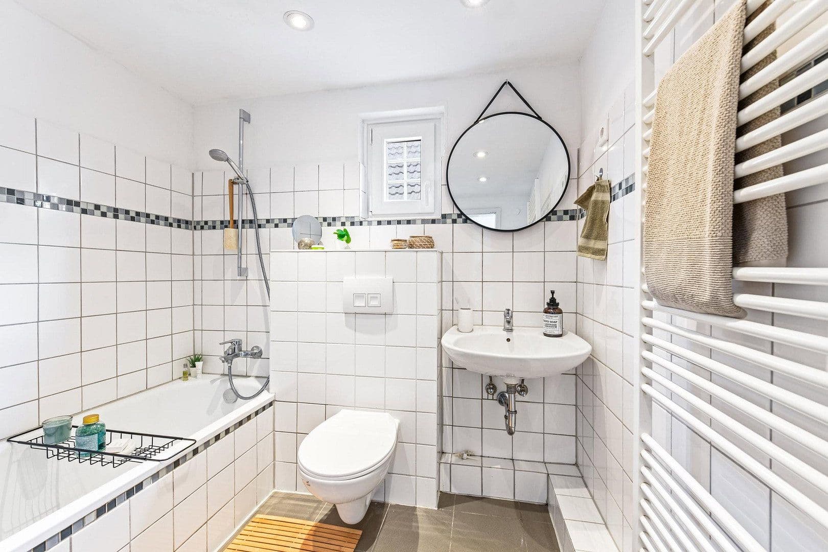 Prodej domu 95 m², pozemek 75 m², Hamburg, Hamburg Prodej domu 95 m², pozemek 75 m², Hamburg, Hamburg