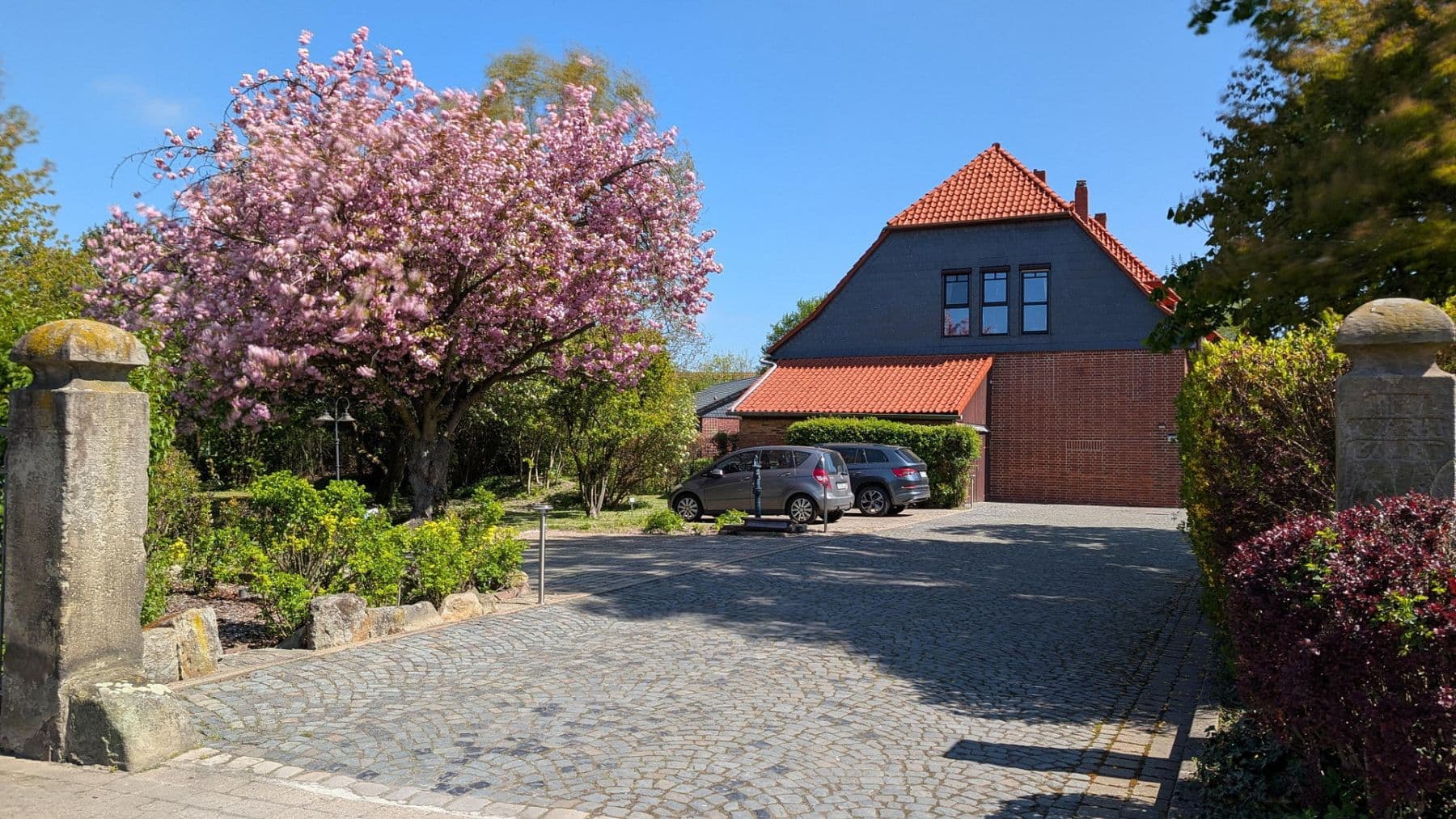 Prodej domu 694 m², pozemek 3.663 m², Hohenhameln, Dolní Sasko Prodej domu 694 m², pozemek 3.663 m², Hohenhameln, Dolní Sasko