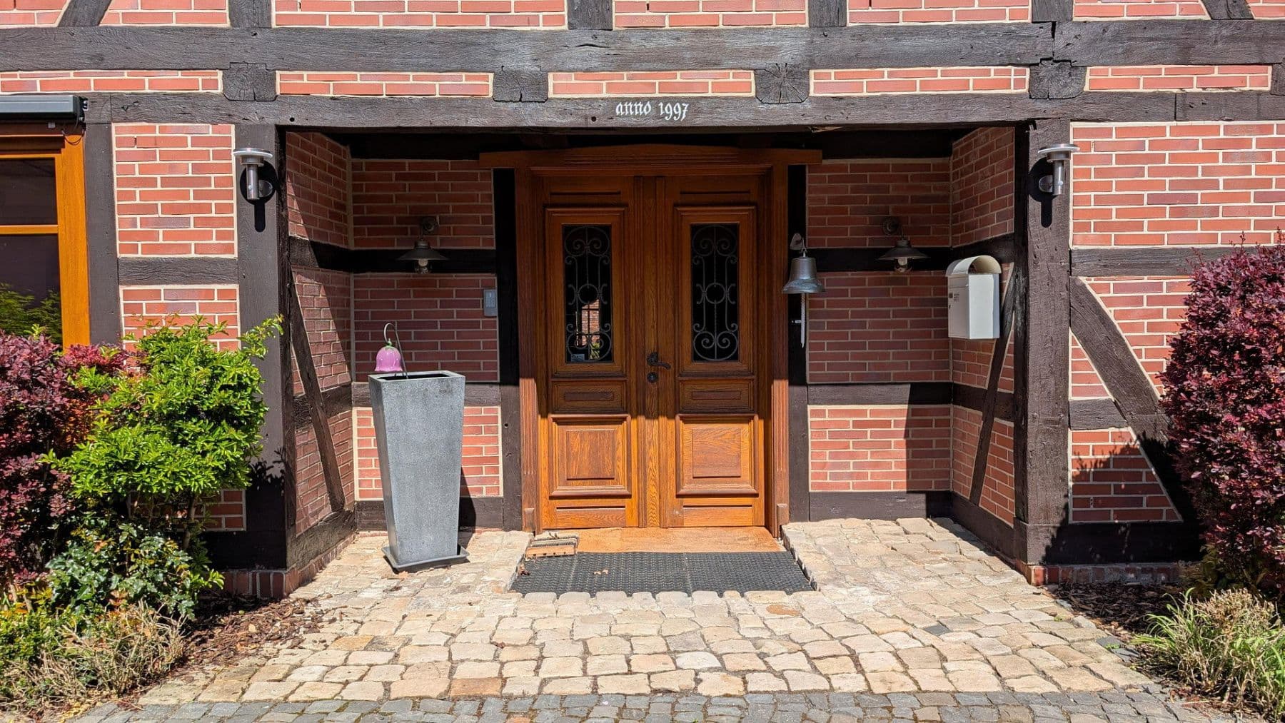 Prodej domu 694 m², pozemek 3.663 m², Hohenhameln, Dolní Sasko Prodej domu 694 m², pozemek 3.663 m², Hohenhameln, Dolní Sasko