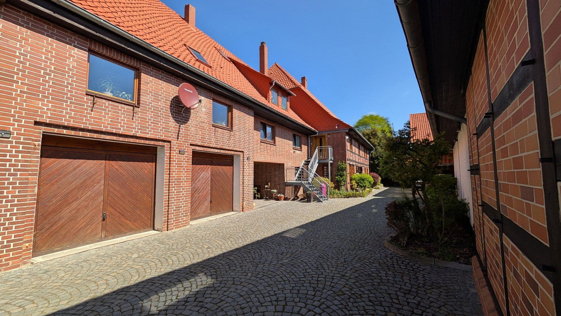 Prodej domu 694 m², pozemek 3.663 m², Hohenhameln, Dolní Sasko Prodej domu 694 m², pozemek 3.663 m², Hohenhameln, Dolní Sasko