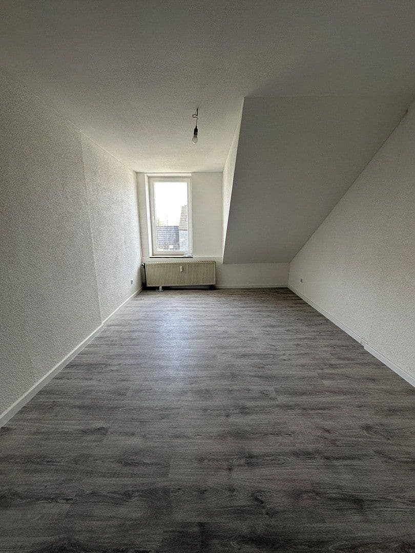 Pronájem bytu 5+1 110 m², Gelsenkirchen, Severní Porýní-Vestfálsko Pronájem bytu 5+1 110 m², Gelsenkirchen, Severní Porýní-Vestfálsko