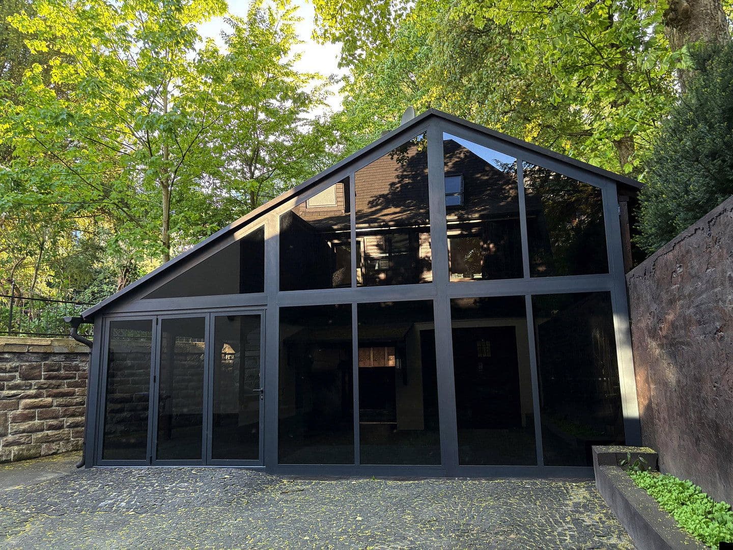 Prodej domu 282 m², pozemek 584 m², Edith-Stein-Straße 34, Wuppertal, Severní Porýní-Vestfálsko Prodej domu 282 m², pozemek 584 m², Edith-Stein-Straße 34, Wuppertal, Severní Porýní-Vestfálsko