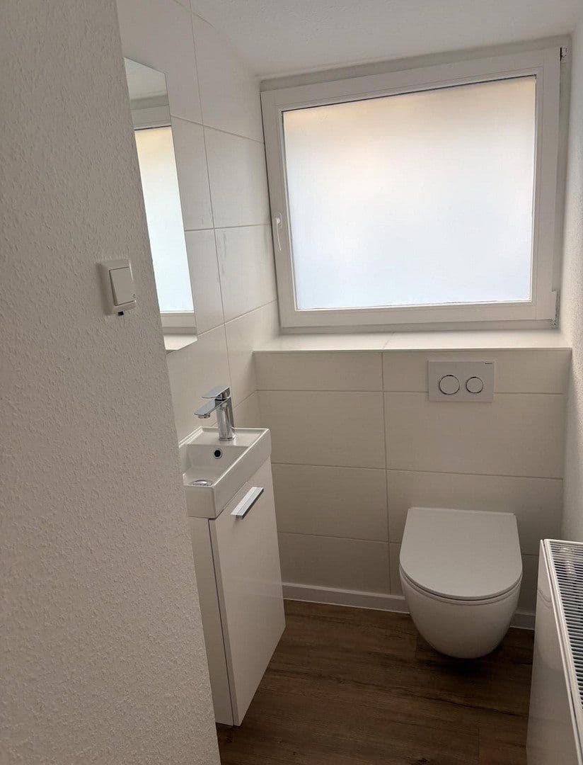 Prodej domu 282 m², pozemek 584 m², Edith-Stein-Straße 34, Wuppertal, Severní Porýní-Vestfálsko Prodej domu 282 m², pozemek 584 m², Edith-Stein-Straße 34, Wuppertal, Severní Porýní-Vestfálsko