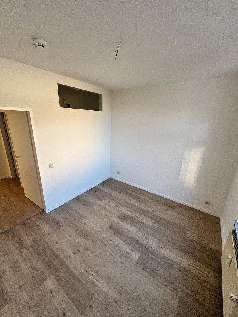 Pronájem bytu 3+1 72 m², Fouquéstraße 8, Brandenburg an der Havel, Braniborsko Pronájem bytu 3+1 72 m², Fouquéstraße 8, Brandenburg an der Havel, Braniborsko