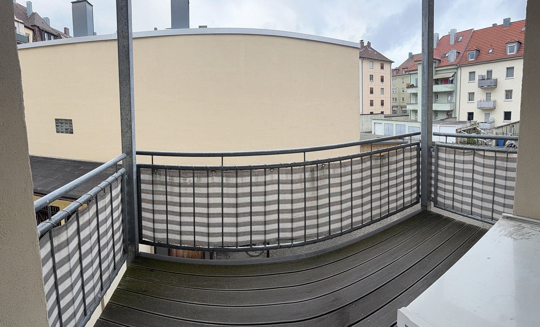 Pronájem bytu 2+1 66 m², Schweinfurt, Bavorsko Pronájem bytu 2+1 66 m², Schweinfurt, Bavorsko