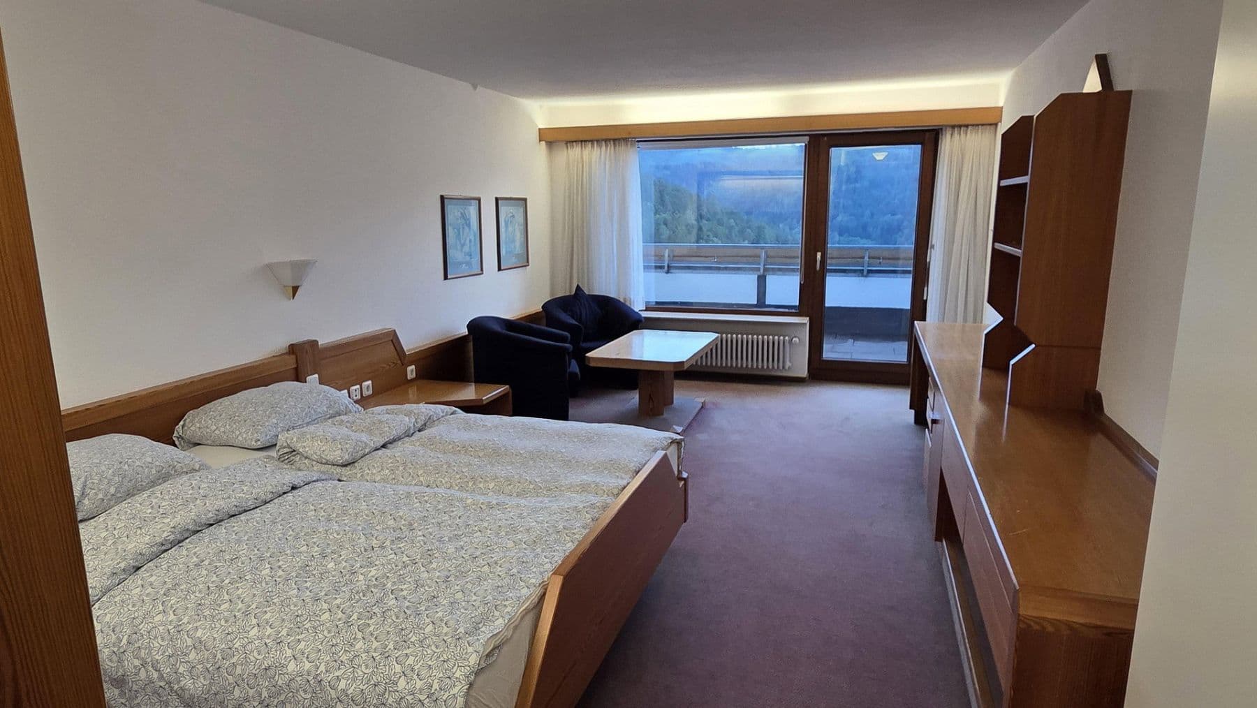 Pronájem bytu 1+1 30 m², Hölderlinstraße 1, Bad Liebenzell, Bádensko-Württembersko Pronájem bytu 1+1 30 m², Hölderlinstraße 1, Bad Liebenzell, Bádensko-Württembersko
