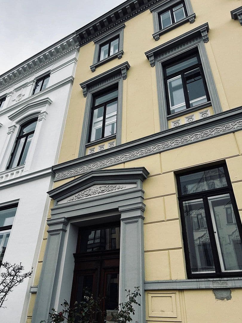Pronájem bytu 5+1 145 m², Kohlhökerstrasse, Bremen, Bremen Pronájem bytu 5+1 145 m², Kohlhökerstrasse, Bremen, Bremen