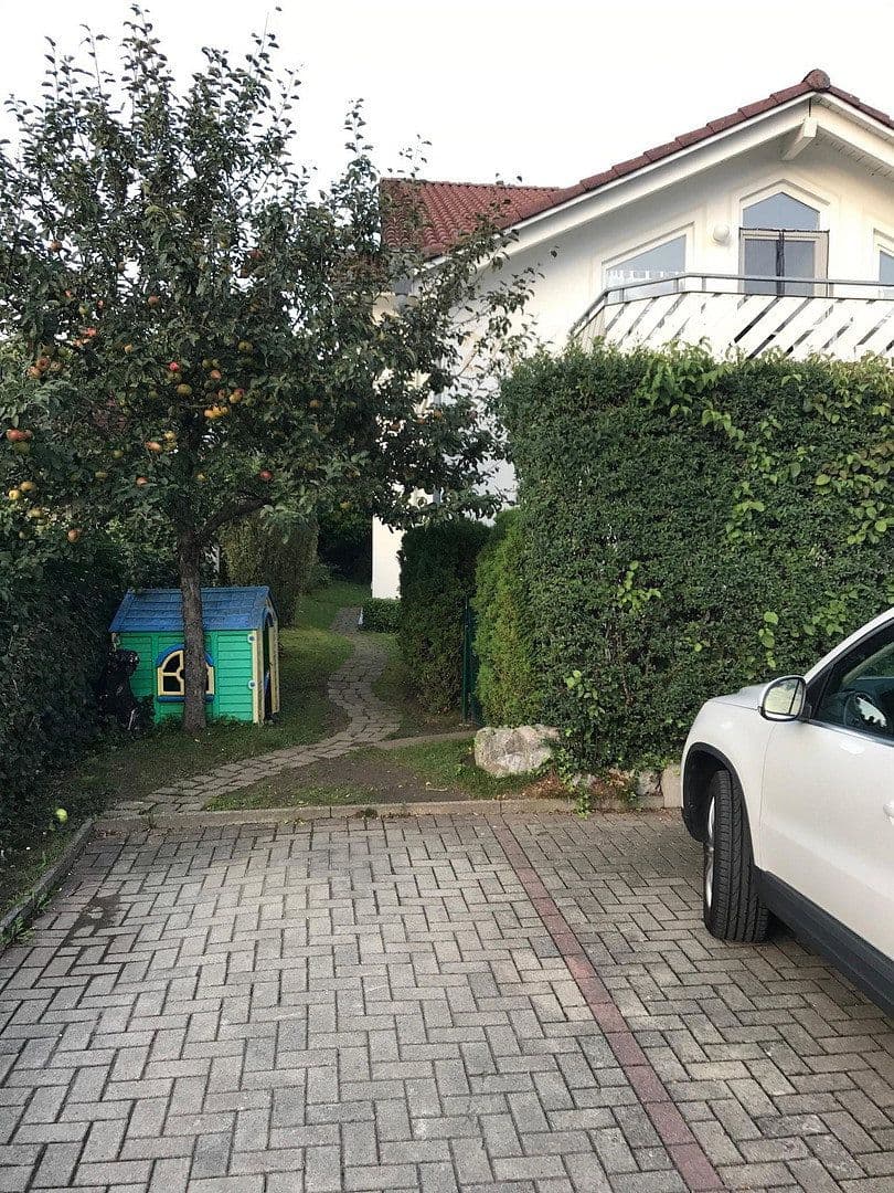 Prodej bytu 4+1 102 m², Sonnenweg 2 / 1, Eriskirch, Bádensko-Württembersko Prodej bytu 4+1 102 m², Sonnenweg 2 / 1, Eriskirch, Bádensko-Württembersko