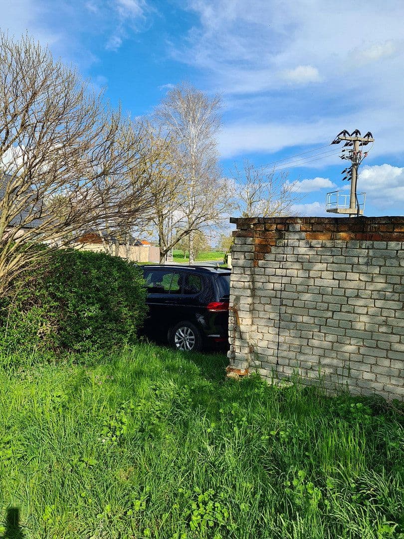 Prodej pozemku 1.900 m², Pobziger Hauptstraße 25, Nienburg (Saale), Sasko-Anhaltsko Prodej pozemku 1.900 m², Pobziger Hauptstraße 25, Nienburg (Saale), Sasko-Anhaltsko