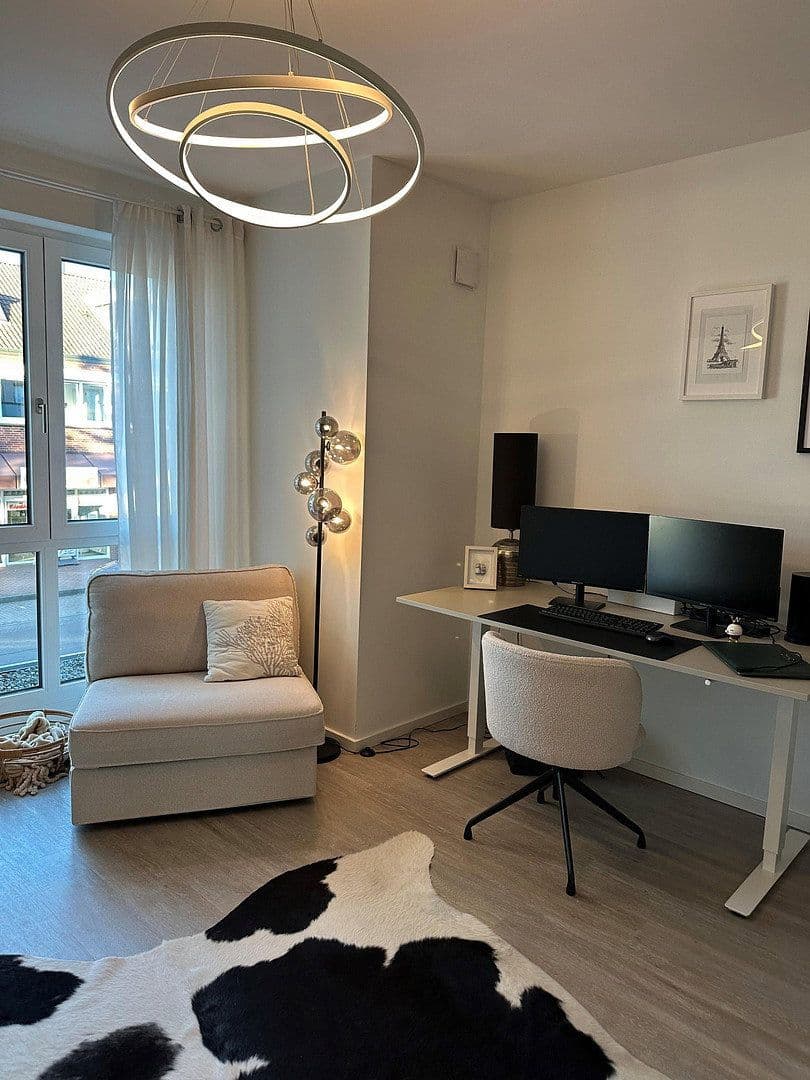 Pronájem bytu 3+1 108 m², Friedrichstraße 5, Tornesch, Šlesvicko-Holštýnsko Pronájem bytu 3+1 108 m², Friedrichstraße 5, Tornesch, Šlesvicko-Holštýnsko