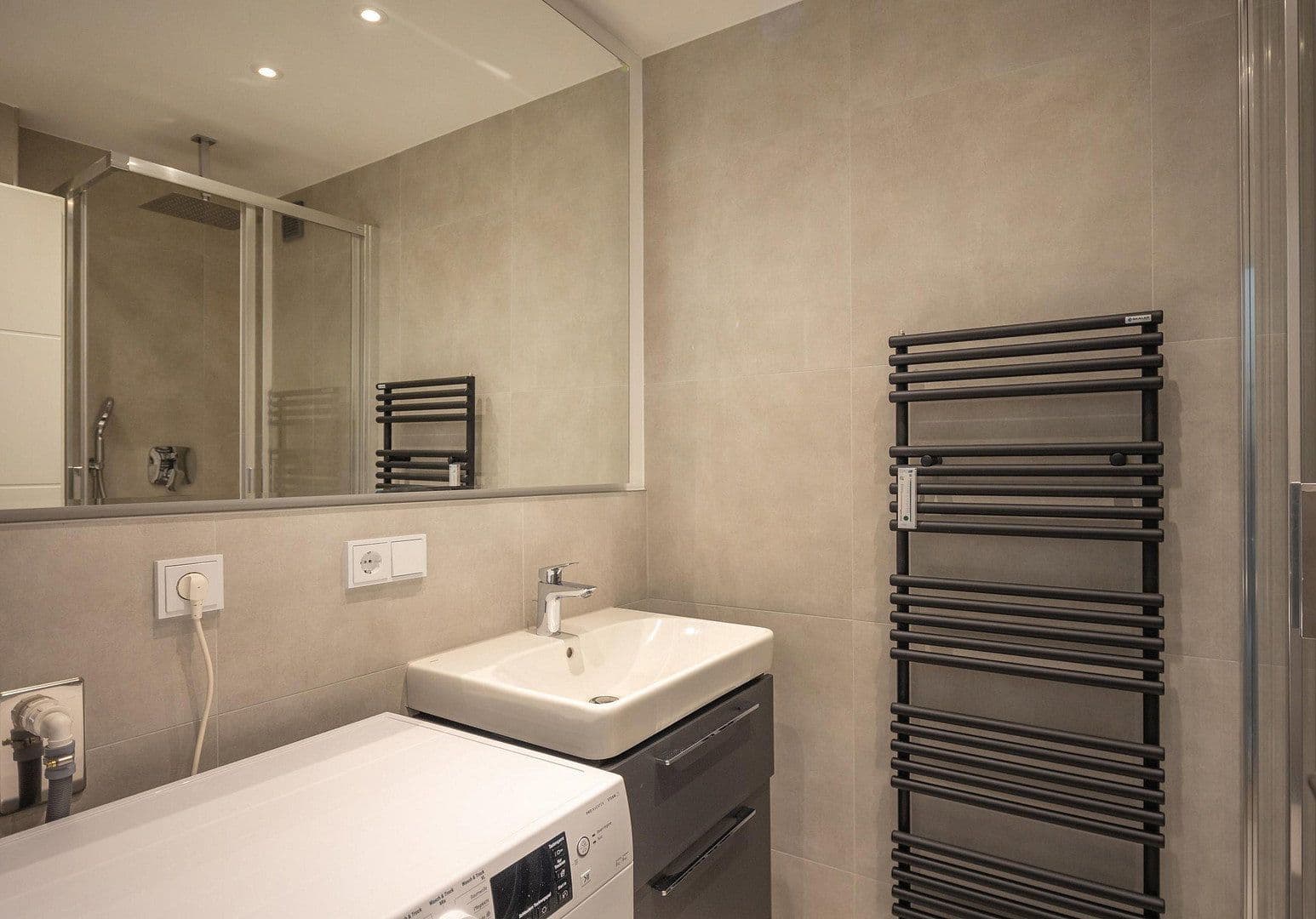 Pronájem bytu 1+kk 40 m², Brucker Str. 11, Dachau, Bavorsko Pronájem bytu 1+kk 40 m², Brucker Str. 11, Dachau, Bavorsko