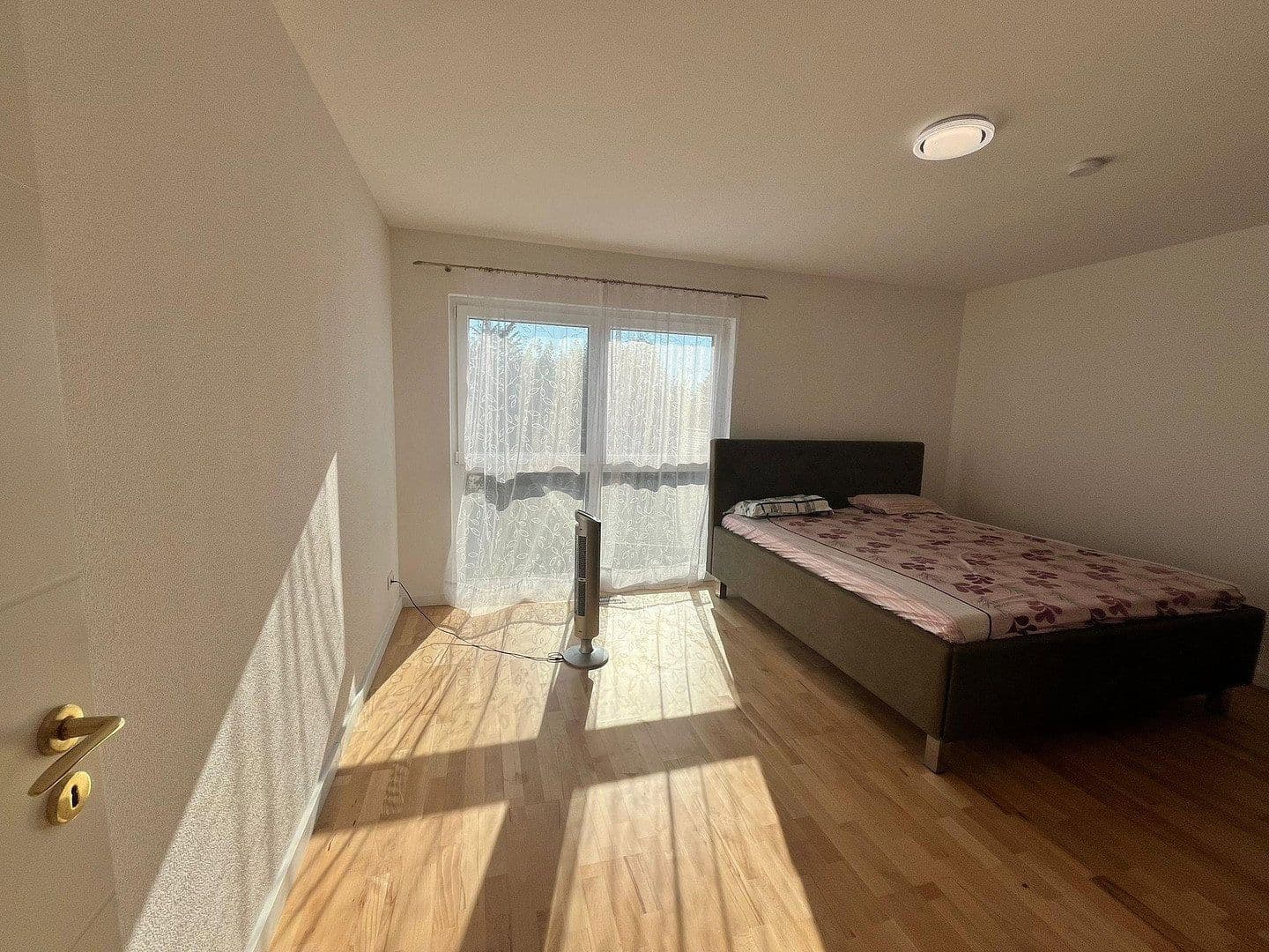 Pronájem domu 157 m², pozemek 400 m², Hurlacher str 28a, Langerringen, Bavorsko Pronájem domu 157 m², pozemek 400 m², Hurlacher str 28a, Langerringen, Bavorsko