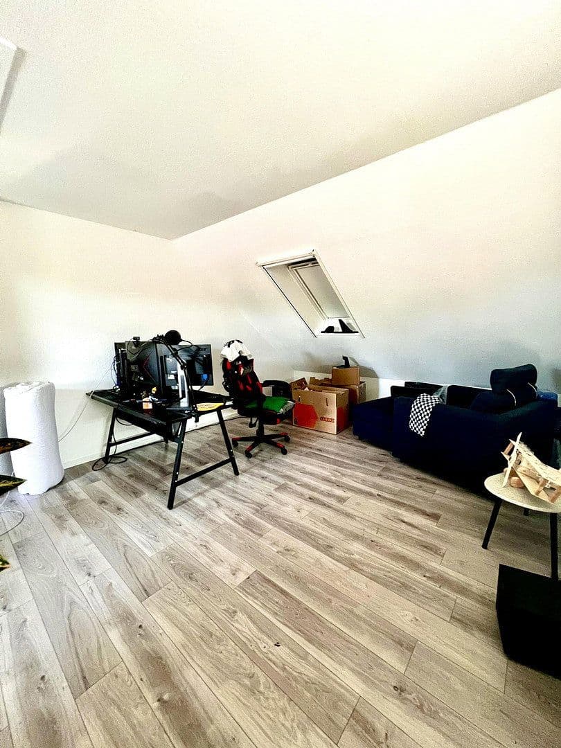 Pronájem bytu 3+1 74 m², Am Erlengrund 13, Elmshorn, Šlesvicko-Holštýnsko Pronájem bytu 3+1 74 m², Am Erlengrund 13, Elmshorn, Šlesvicko-Holštýnsko