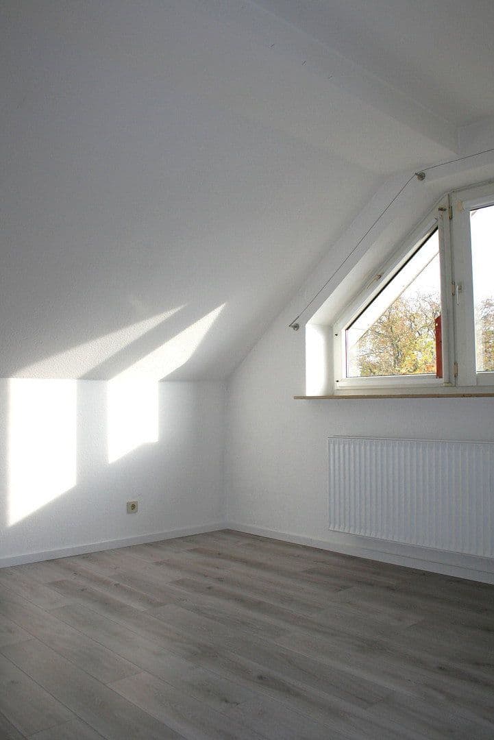 Pronájem bytu 3+1 74 m², Am Erlengrund 13, Elmshorn, Šlesvicko-Holštýnsko Pronájem bytu 3+1 74 m², Am Erlengrund 13, Elmshorn, Šlesvicko-Holštýnsko