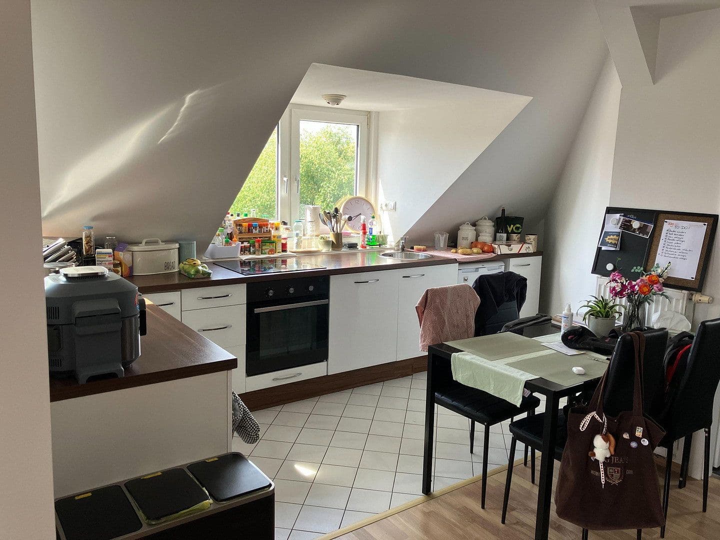 Pronájem bytu 2+1 59 m², Böttgerstr. 5, Leipzig, Sasko Pronájem bytu 2+1 59 m², Böttgerstr. 5, Leipzig, Sasko