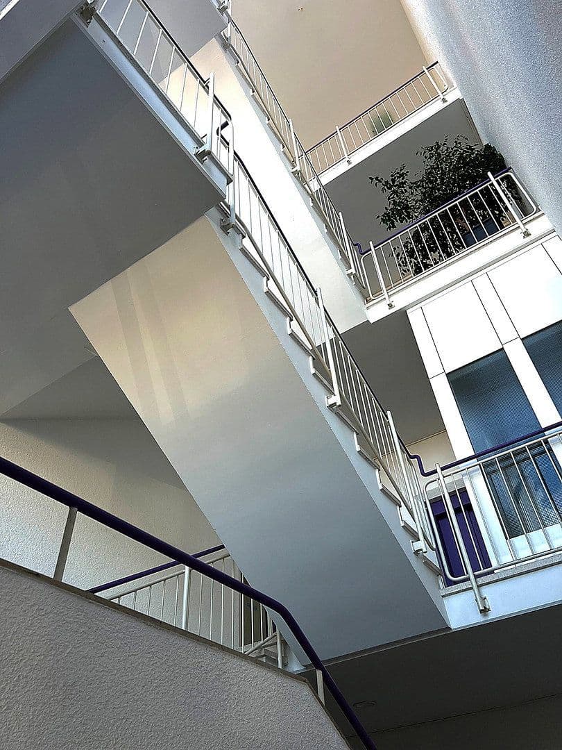 Pronájem kanceláře 42 m², Winnenden, Bádensko-Württembersko Pronájem kanceláře 42 m², Winnenden, Bádensko-Württembersko