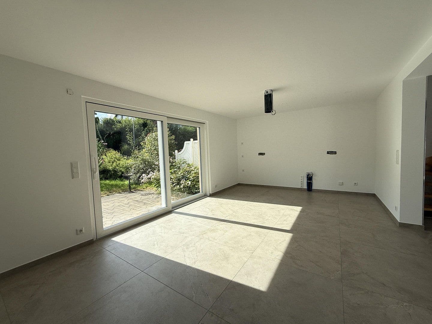 Pronájem domu 130 m², pozemek 250 m², Bad Köstritz, Durynsko Pronájem domu 130 m², pozemek 250 m², Bad Köstritz, Durynsko
