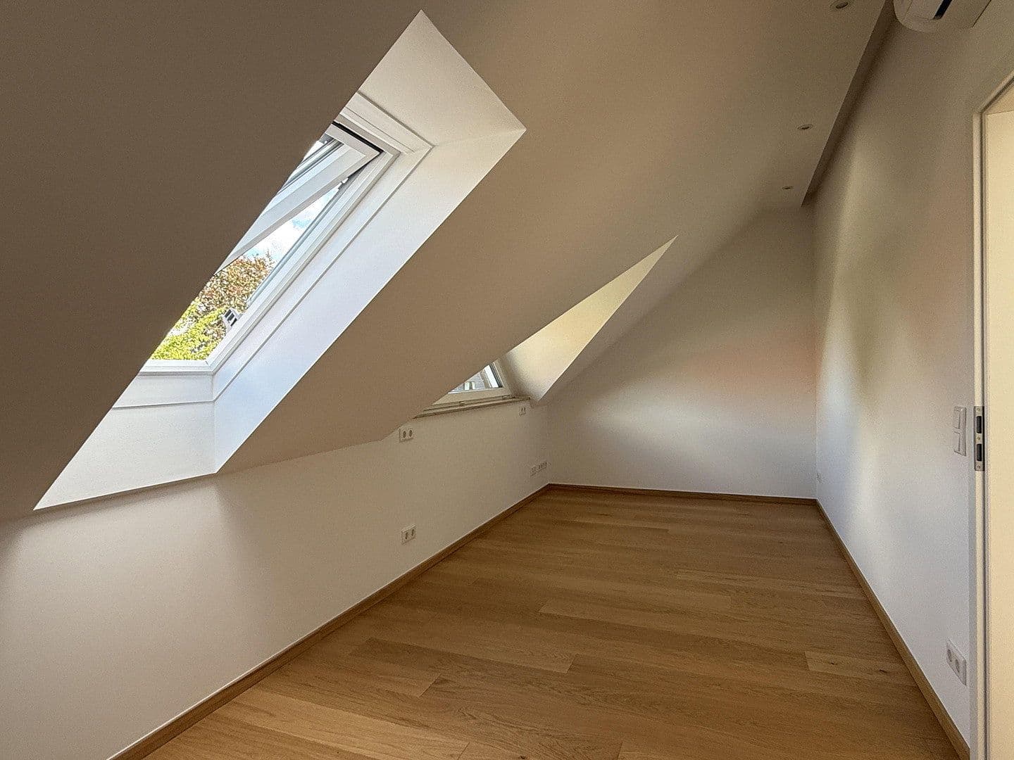Pronájem domu 130 m², pozemek 250 m², Bad Köstritz, Durynsko Pronájem domu 130 m², pozemek 250 m², Bad Köstritz, Durynsko