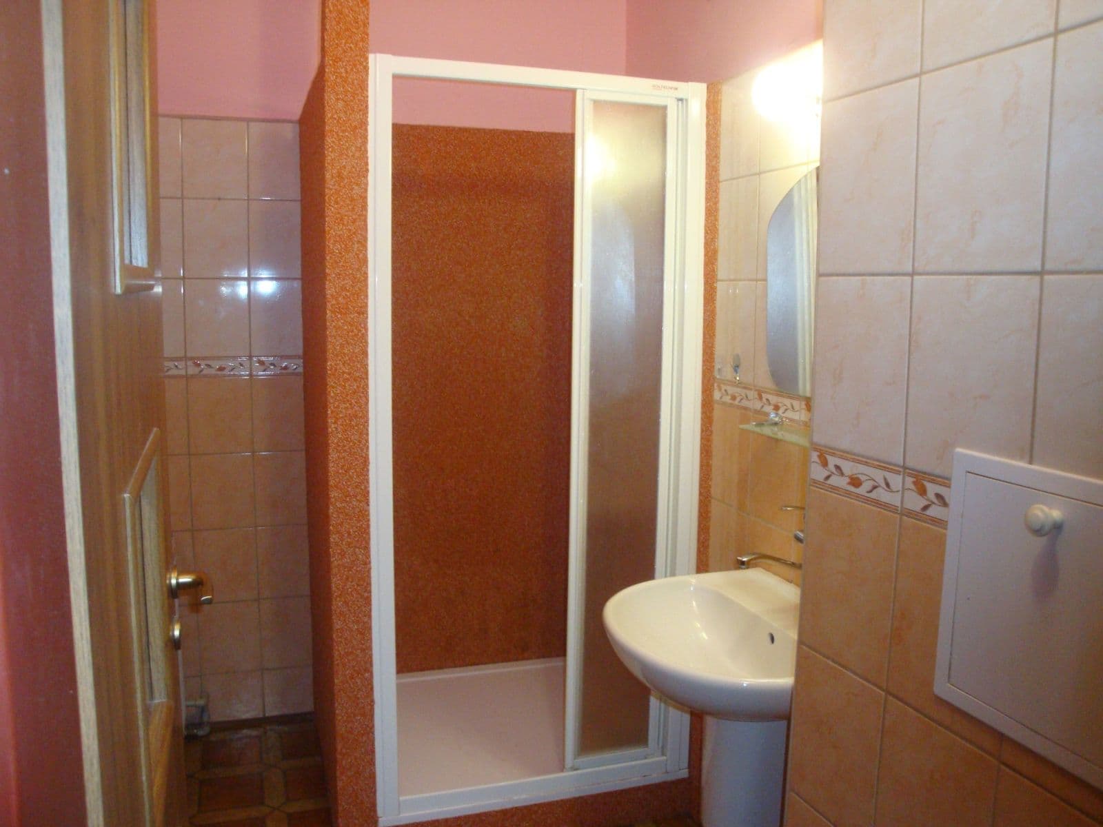 Pronájem bytu 2+1 70 m², Revoluční, Loket, Karlovarský kraj Pronájem bytu 2+1 70 m², Revoluční, Loket, Karlovarský kraj