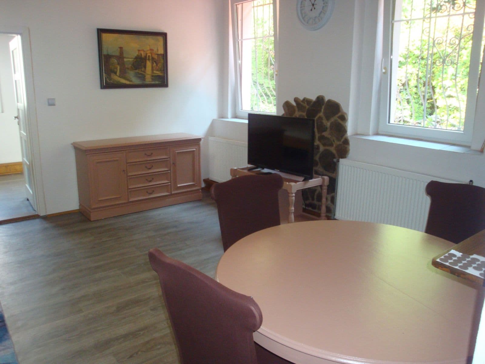 Pronájem bytu 2+1 70 m², Revoluční, Loket, Karlovarský kraj Pronájem bytu 2+1 70 m², Revoluční, Loket, Karlovarský kraj