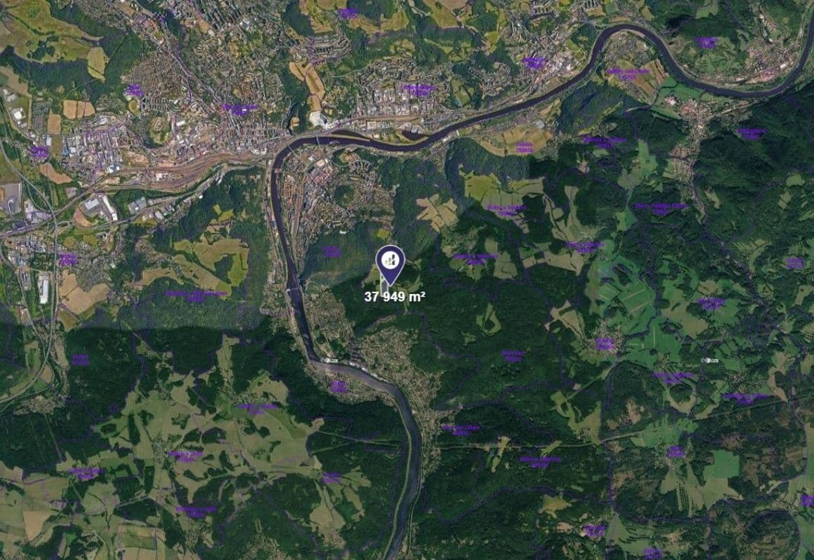 Prodej pozemku 7.590 m², Ústí nad Labem, Ústecký kraj Prodej pozemku 7.590 m², Ústí nad Labem, Ústecký kraj