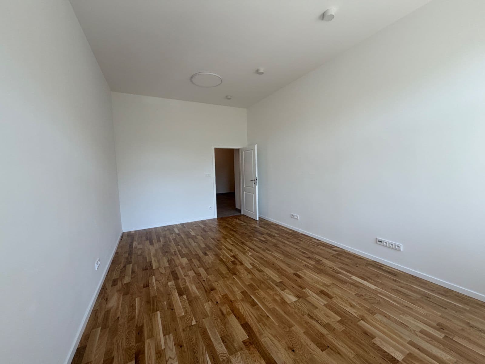 Pronájem bytu 3+kk 78 m², Seifertova, Praha, Praha Pronájem bytu 3+kk 78 m², Seifertova, Praha, Praha