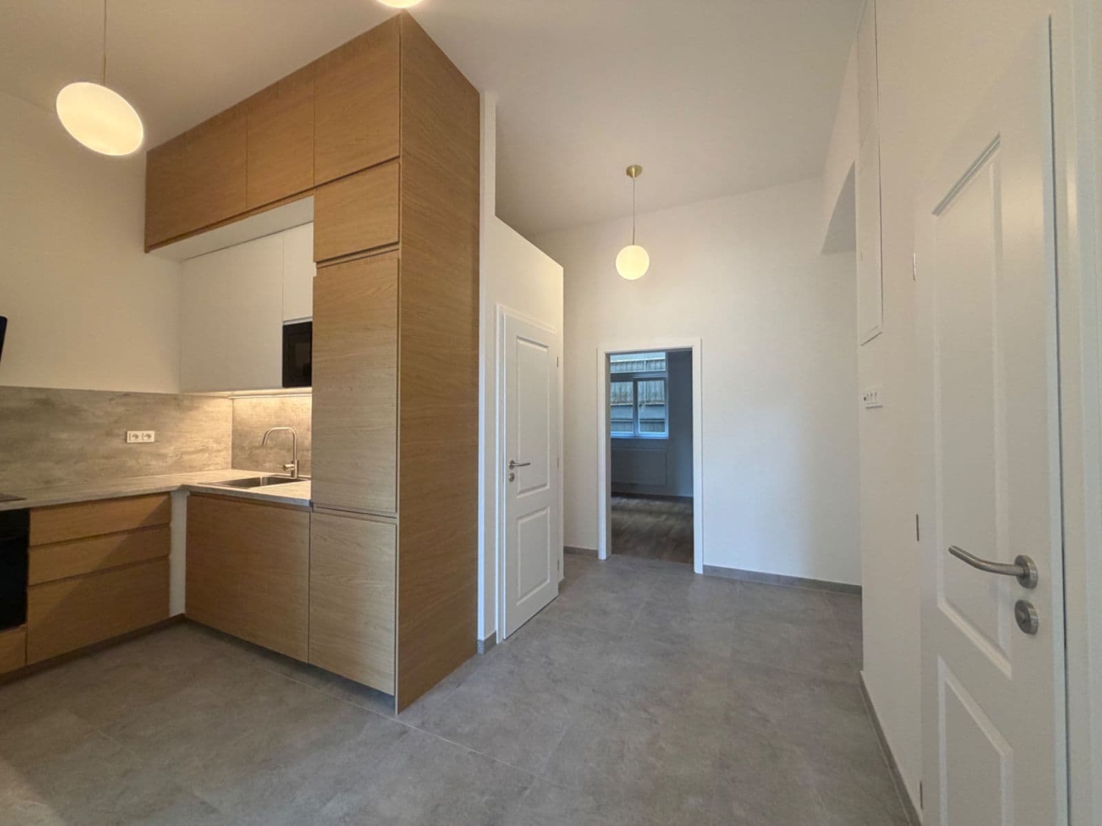 Pronájem bytu 3+kk 78 m², Seifertova, Praha, Praha Pronájem bytu 3+kk 78 m², Seifertova, Praha, Praha